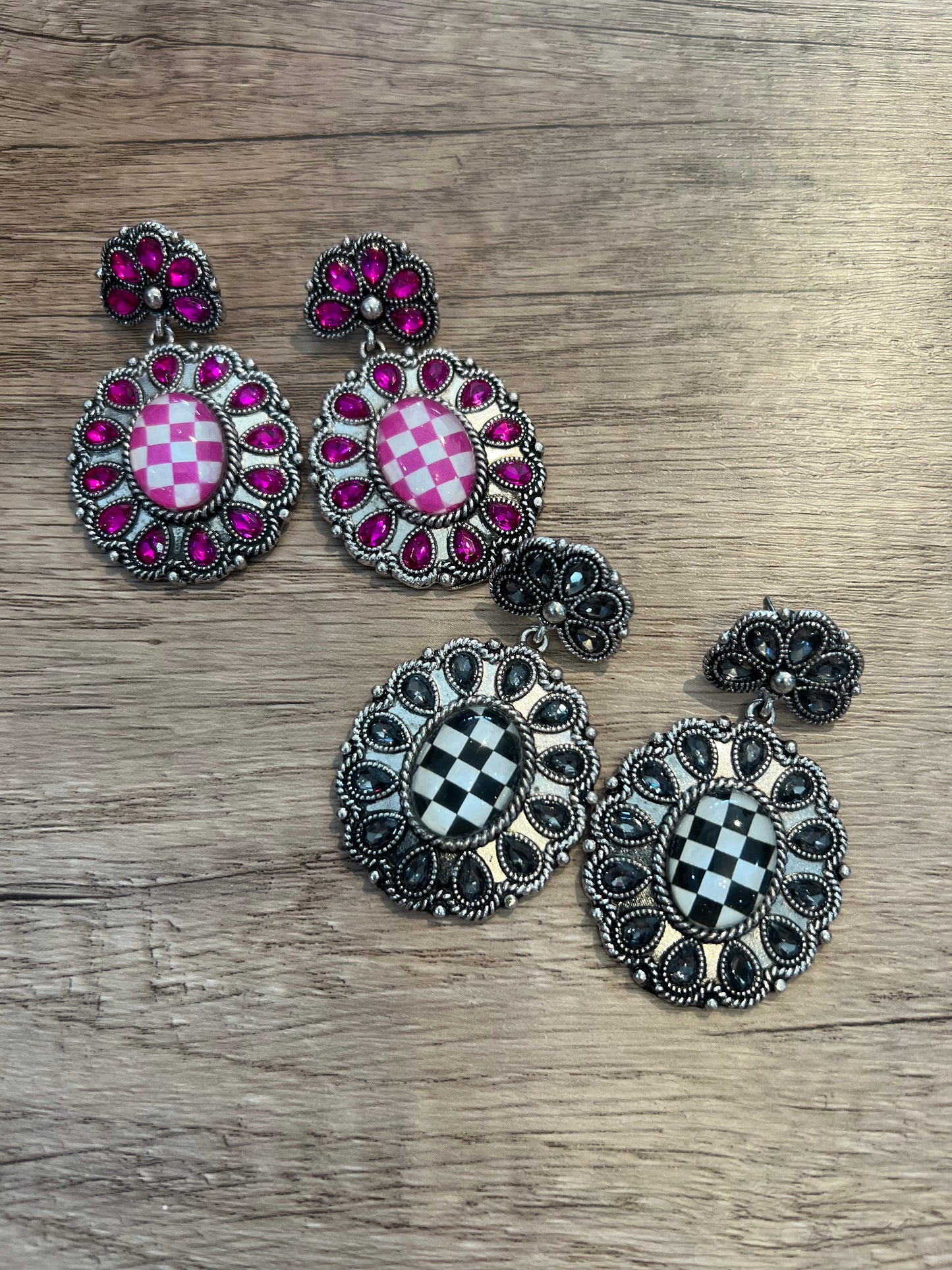 Western Flower Rhinestone Earring with Checkerboard Inlay