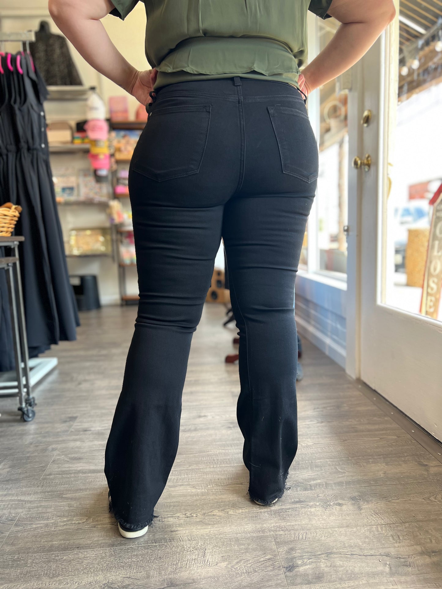 Black Button fly Boot Cut - Judy Blue 82570