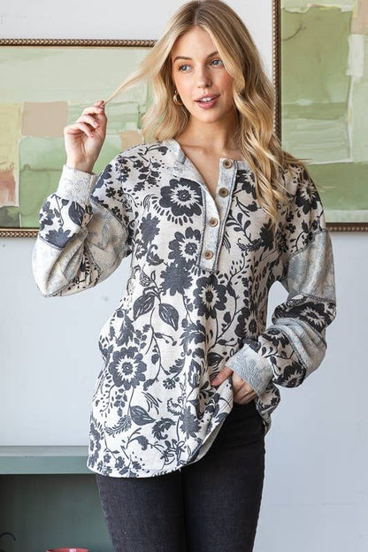 Round Neck Print Reverse Contrast Top