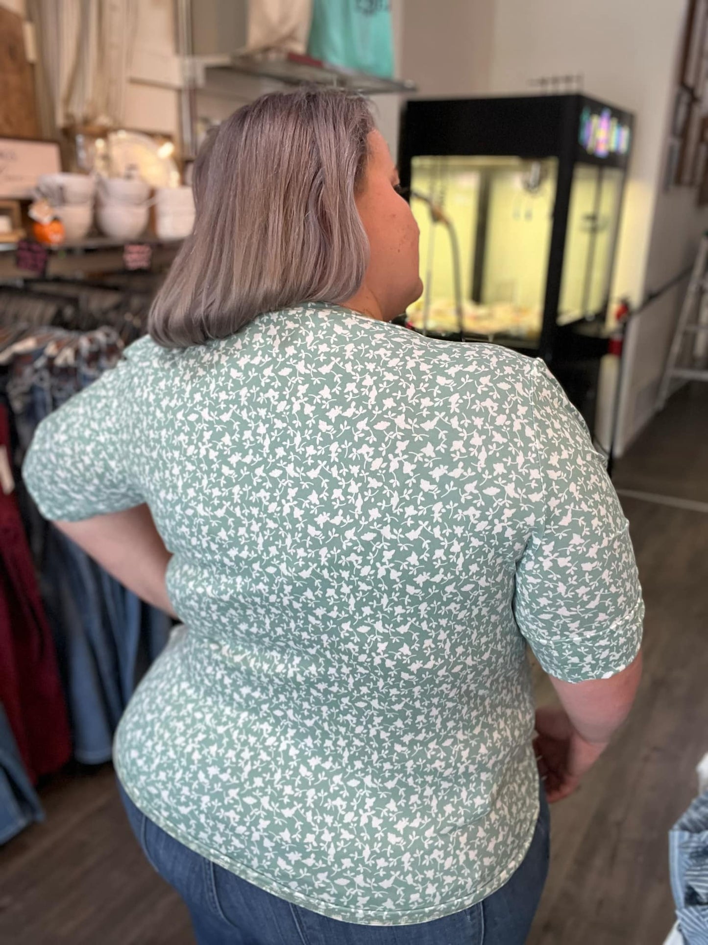 Round Neck Sage Floral Top
